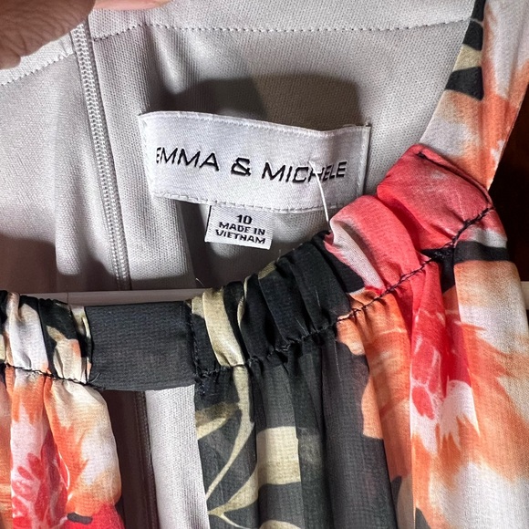 EUC EMMA AND MICHELE MAXI DRESS SLEEVLESS FLORAL SIZE 10 - Picture 3 of 5